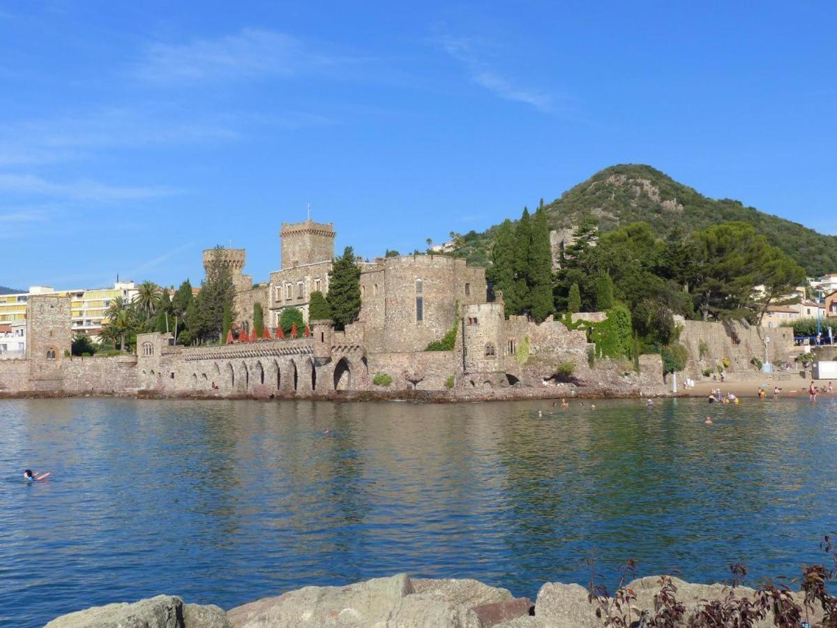Studio Avec Vue Sur Marina Et Mer - 2 Adultes Et 1 Enfant Maximum Mandelieu Exteriör bild